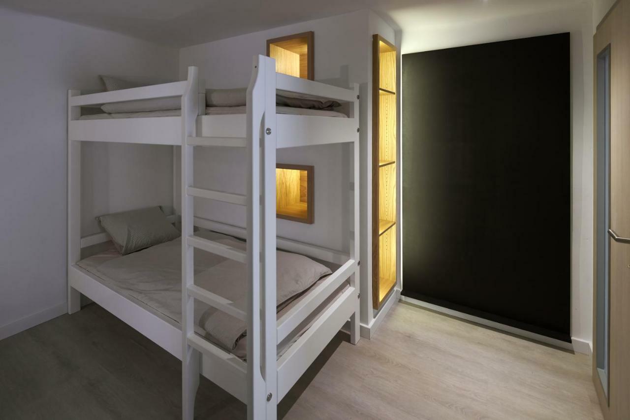 7Domb Apartman Komló Extérieur photo