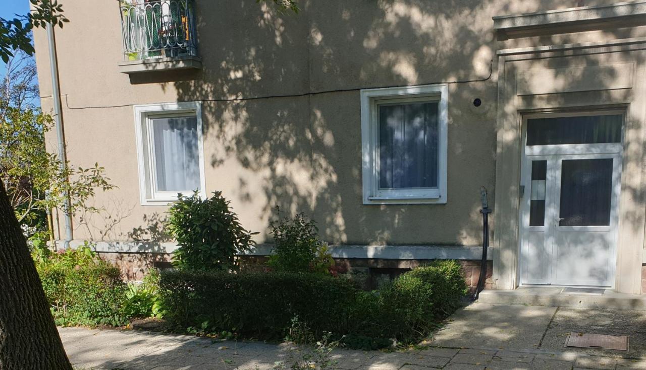 7Domb Apartman Komló Extérieur photo